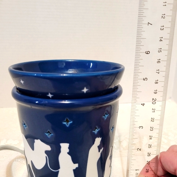 Scentsy Silent Night Full Size Wax Warmer - Picture 8 of 8